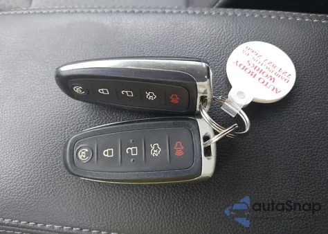 2019 Ford Escape Se from USA, damaged, VIN 1FMCU9GD9KUA71851